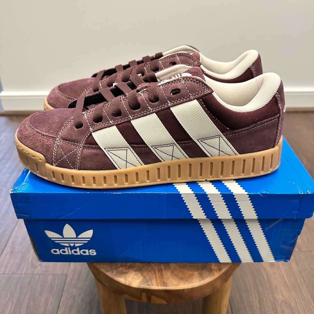 Adidas Men’s LWST Aurora Ruby Cream White Gum, Size 10